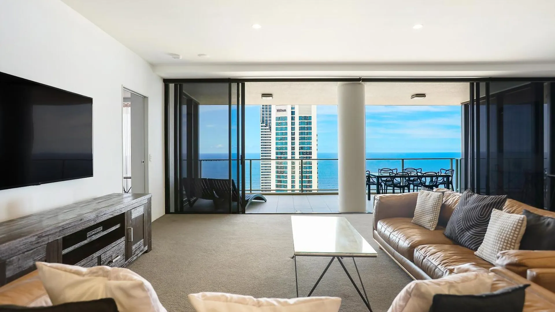Apartman Circle On Cavill 2, 3, 4 & 5 Bedroom Skyhomes & Sub Penthouses By Gold Coast Holidays Ausztrália