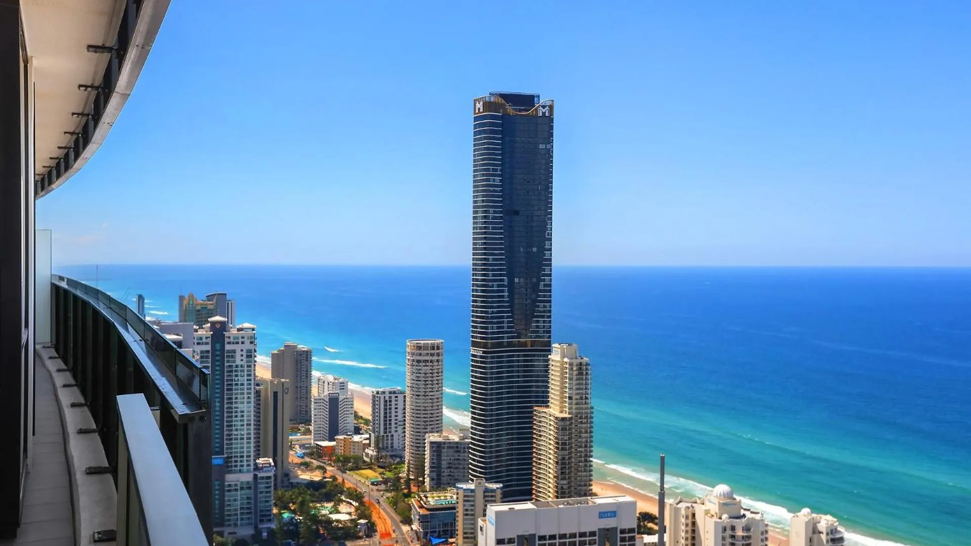 Circle On Cavill 2, 3, 4 & 5 Bedroom Skyhomes & Sub Penthouses By Gold Coast Holidays 0*,  Ausztrália